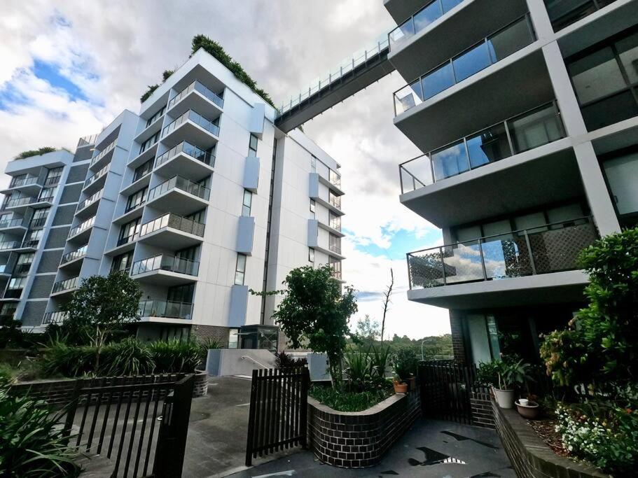 Green Skyline View2Br Close To Easter Show Sydney Exterior photo
