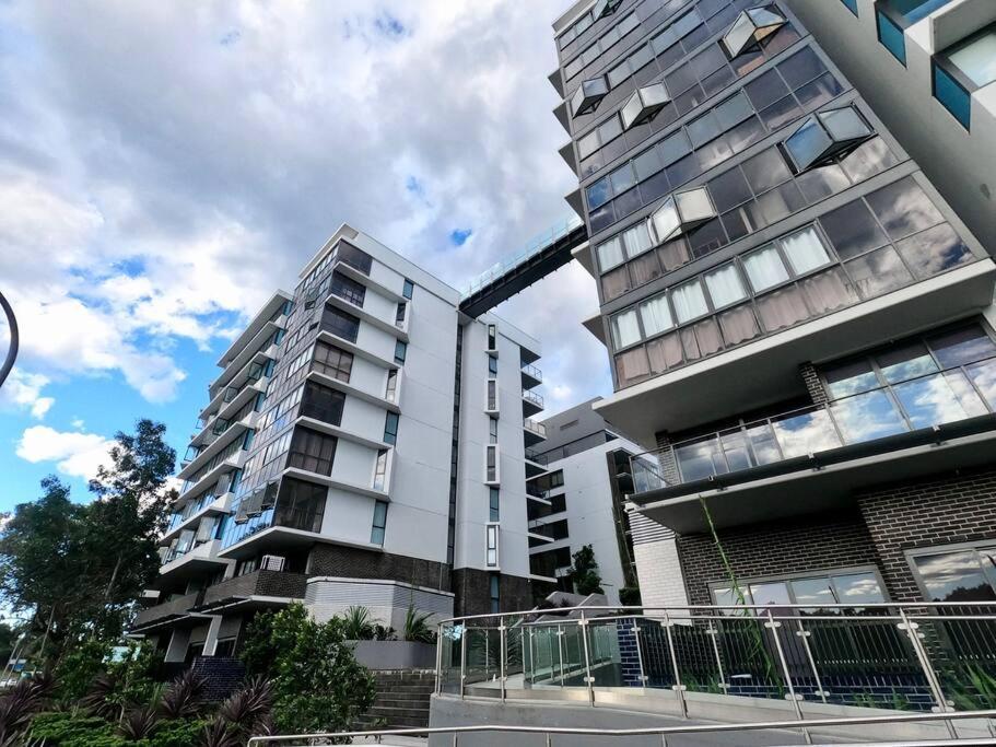 Green Skyline View2Br Close To Easter Show Sydney Exterior photo